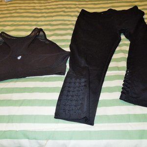 Betsy Johnson Workout Set Sports Bra & Leggings